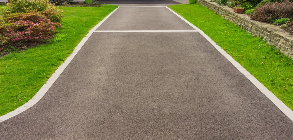 Enrobe allee terrain